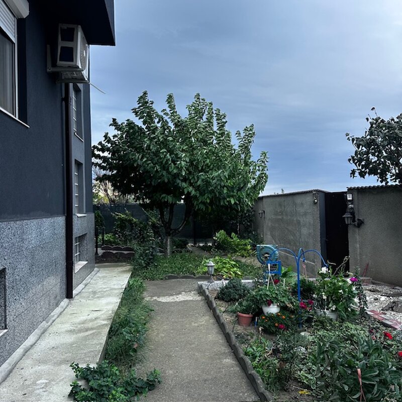 Aleea Lacul Morii, Militari,