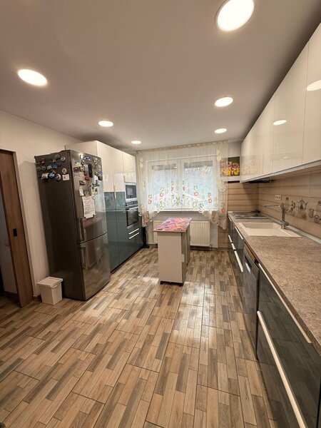 Aleea Lacul Morii, Militari,